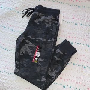 Athletic Works Size Small Camo Joggers Unisex